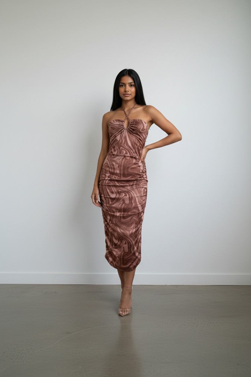 Robe longue froncée à imprimé marbré – Chocolat & Taupe