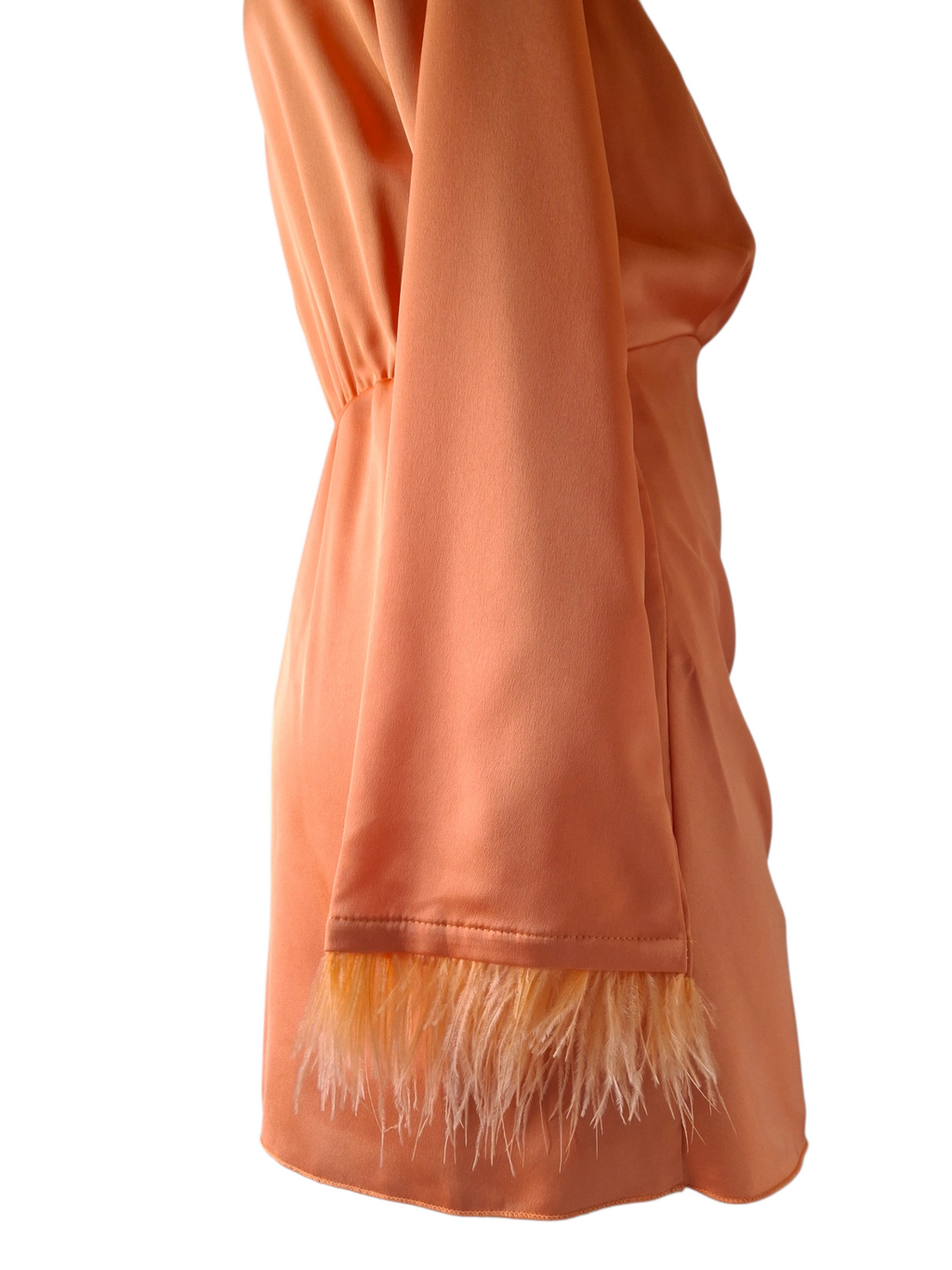 Robe mini portefeuille satinée - Détails plumes – Eight Paris