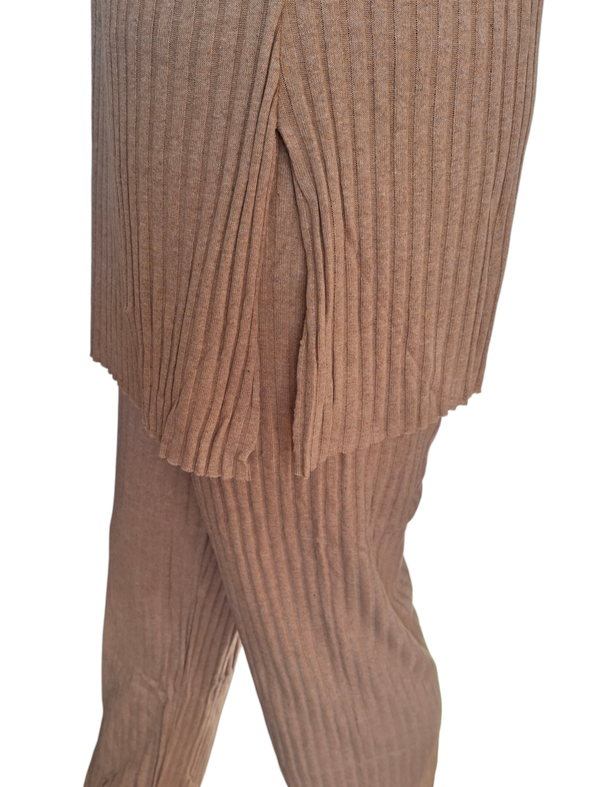 Ensemble loungewear en maille côtelée – Confort & Élégance