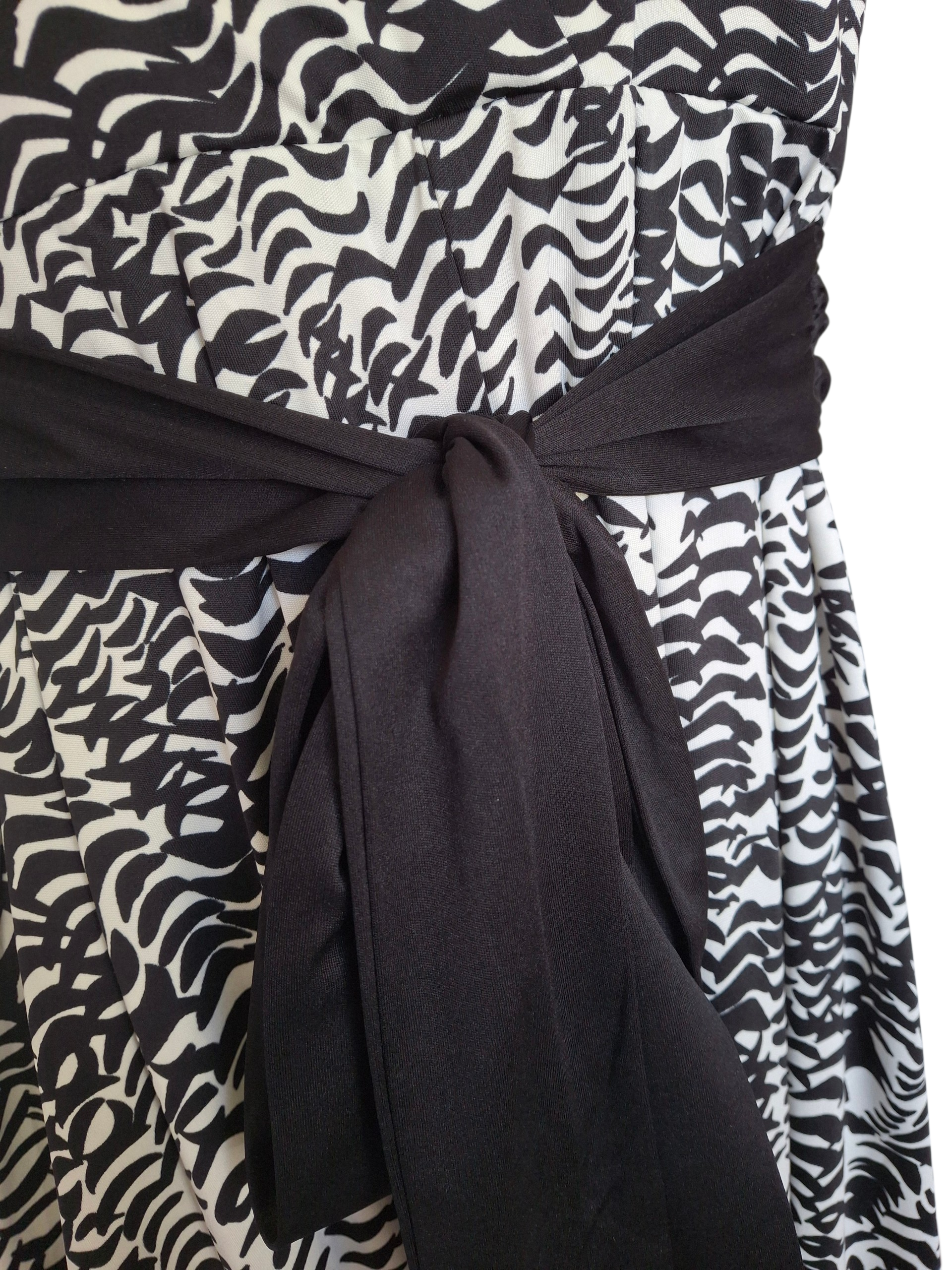Robe imprimée à taille cintrée – Élégance & Fluidité - M&S (Marks&Spencer)